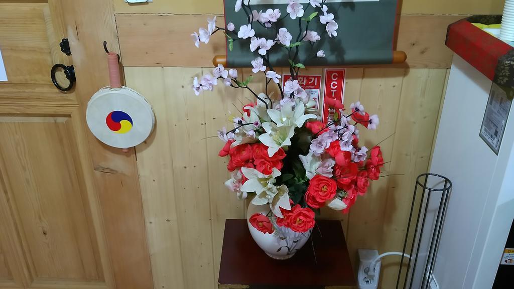 Hanok Guesthouse Jangsoo Jeonju Exterior photo