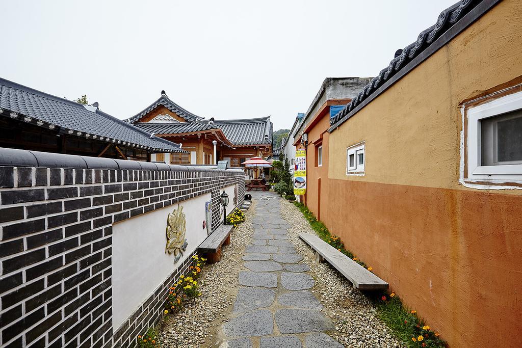 Hanok Guesthouse Jangsoo Jeonju Exterior photo