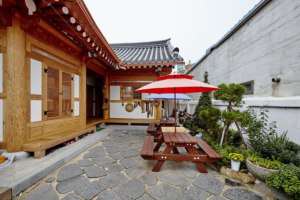 Hanok Guesthouse Jangsoo Jeonju Exterior photo